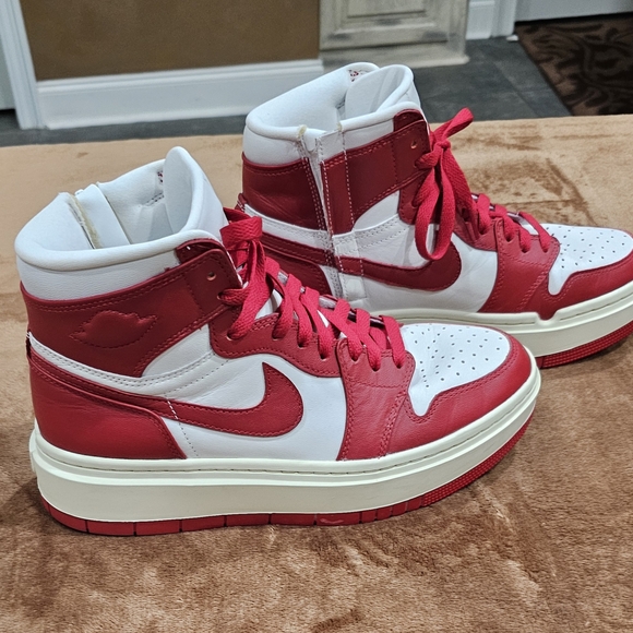 Women's Red and White High-Top Sneakers - Picture 4 of 7